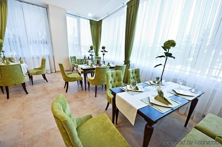 Hotel Prezydencki 4-Star Rzeszów Restaurant foto